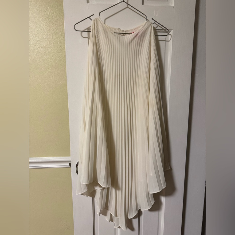 Catherine Old Money Asymmetrical Circle Cream Pleated Dress Size M Fairy - Picture 2 of 6